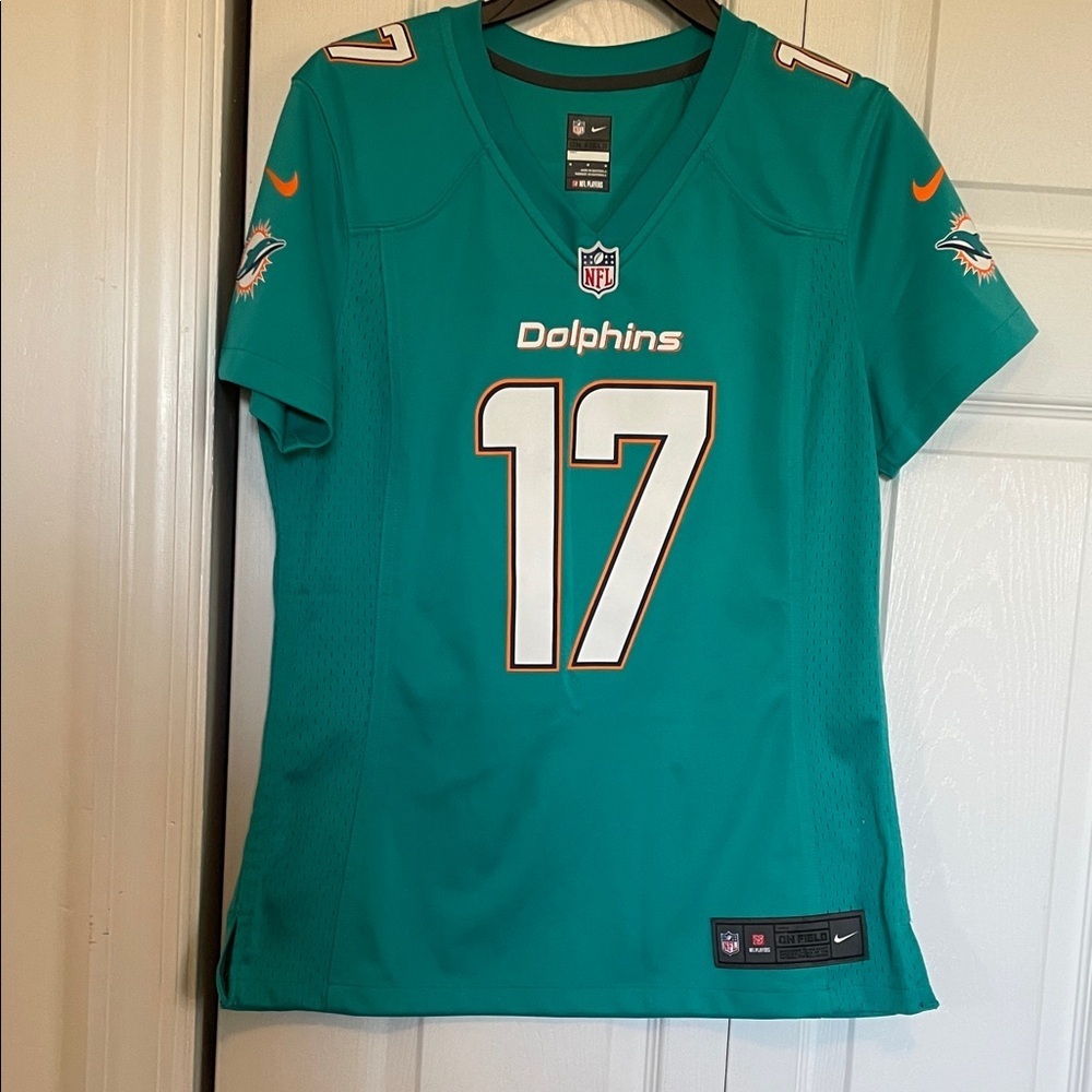 NFL Players On Field Nike Miami Dolphins Tannehill 17 jersey football sz M